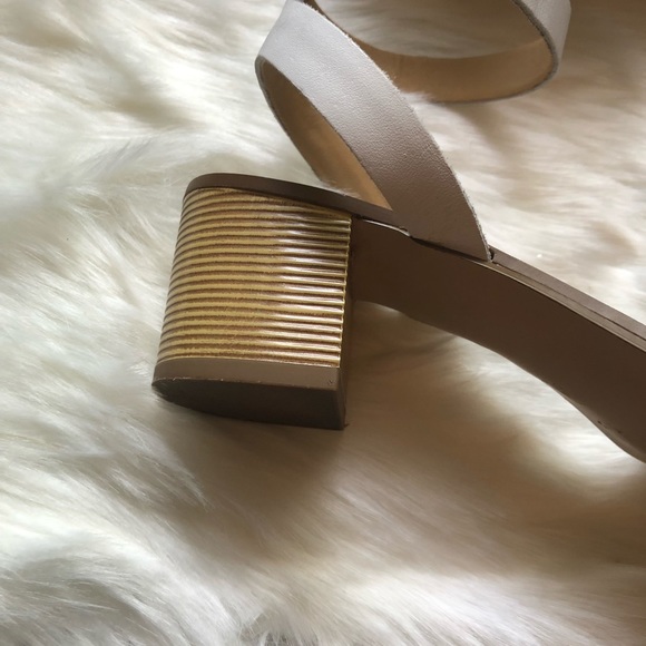 TALBOTS White and Silver Sandals with Block Heel - Picture 3 of 6